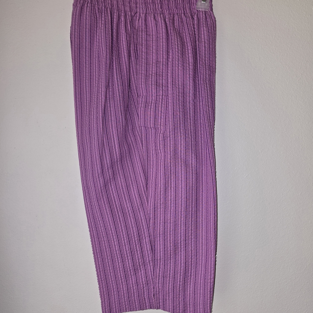 Bon Worth Lavender Textured Capri SIZE MP Medium Petite Pants
